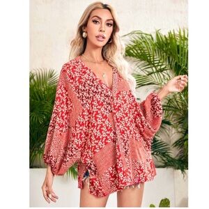 FOR SALEE!!! Red floral patch-print kimono